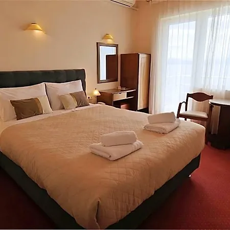 Hotel Excelsior