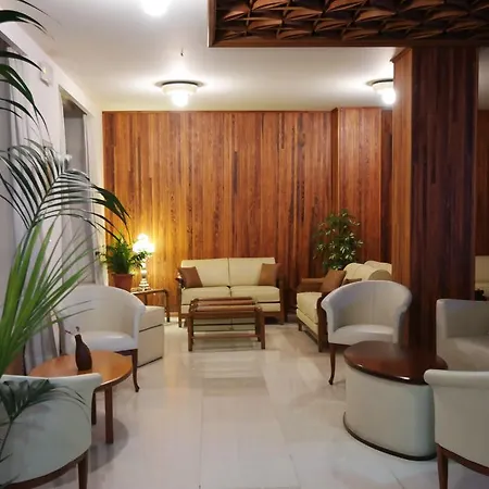 艾克塞西尔酒店 3* 路特奇